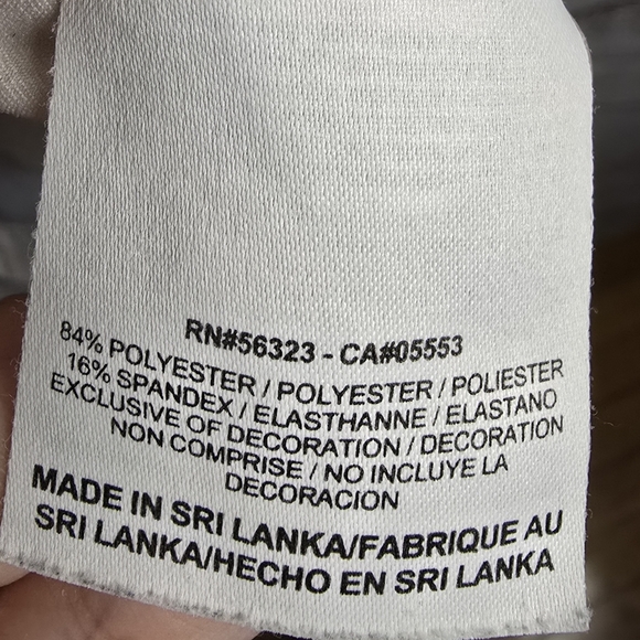 Nike Pro Black and White Patterned Shortsleeve Womens Size XL - Picture 5 of 5